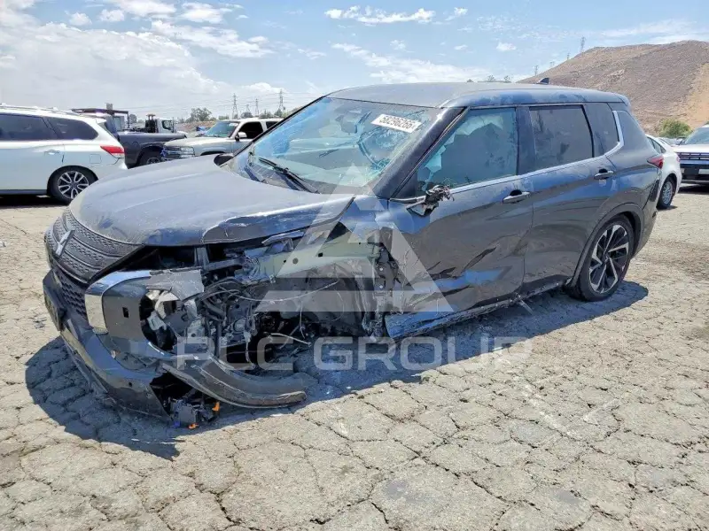 2024 Mitsubishi OUTLANDER photo