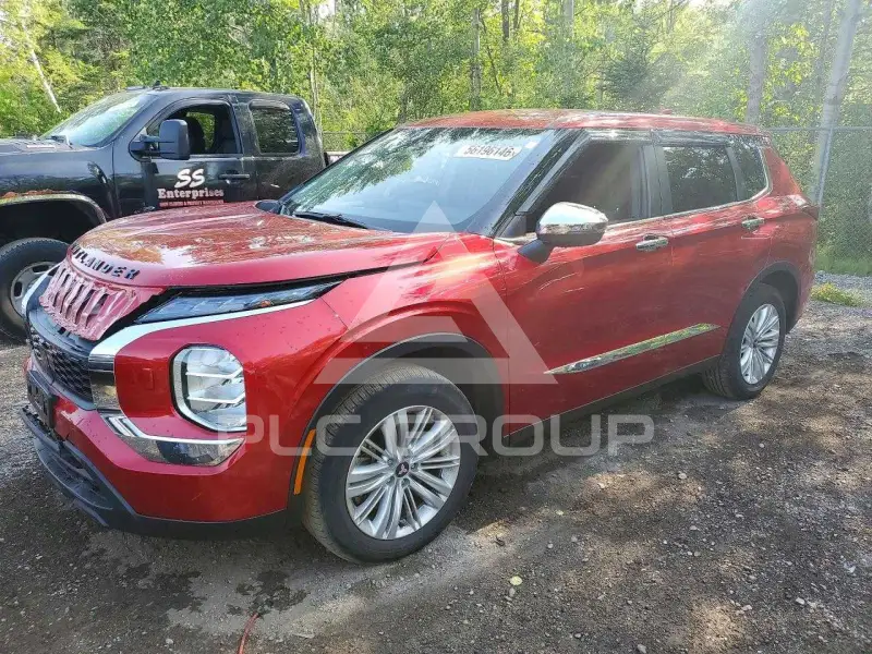 2024 Mitsubishi OUTLANDER фото