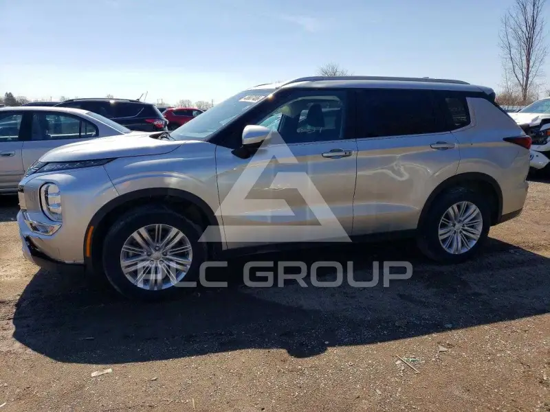 2024 Mitsubishi OUTLANDER фото