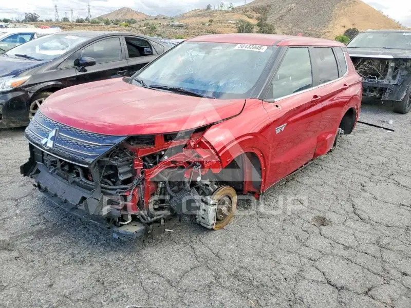 2024 Mitsubishi OUTLANDER photo