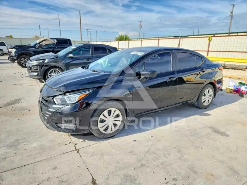 2024 Nissan VERSA photo
