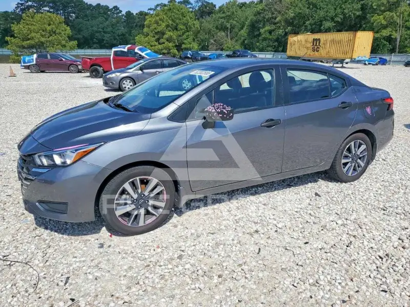 2024 Nissan VERSA photo