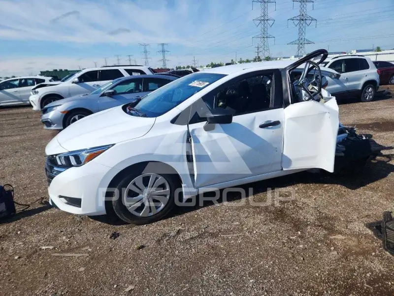 2024 Nissan VERSA photo
