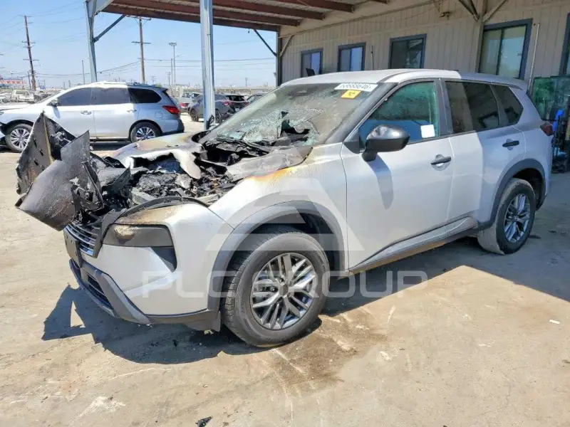 2024 Nissan ROGUE фото