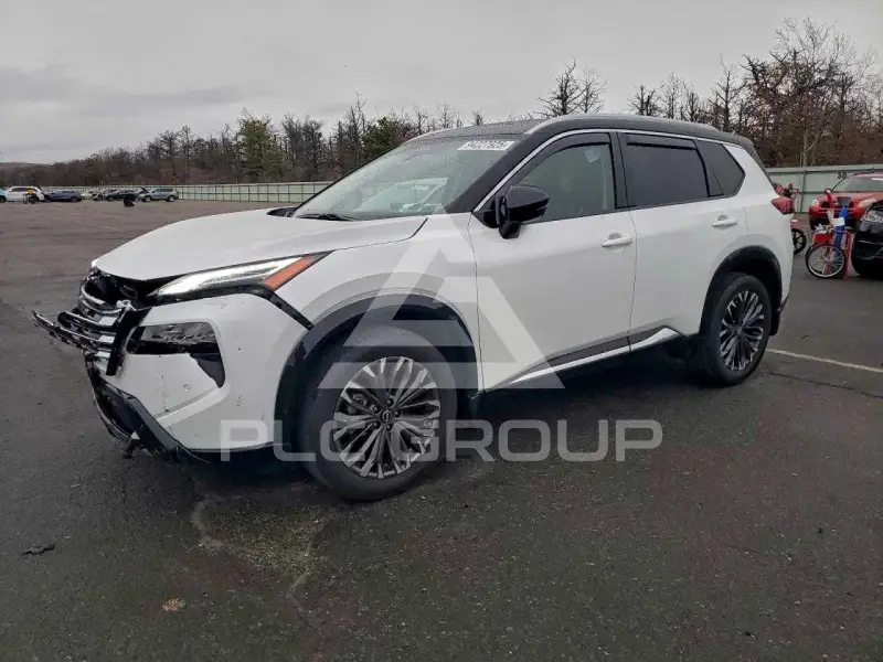 2024 Nissan ROGUE photo