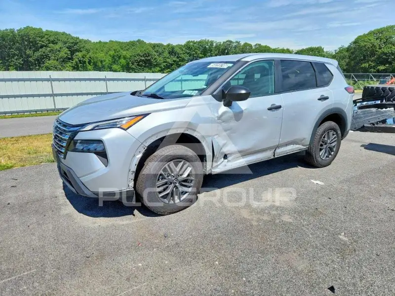 2024 Nissan ROGUE фото