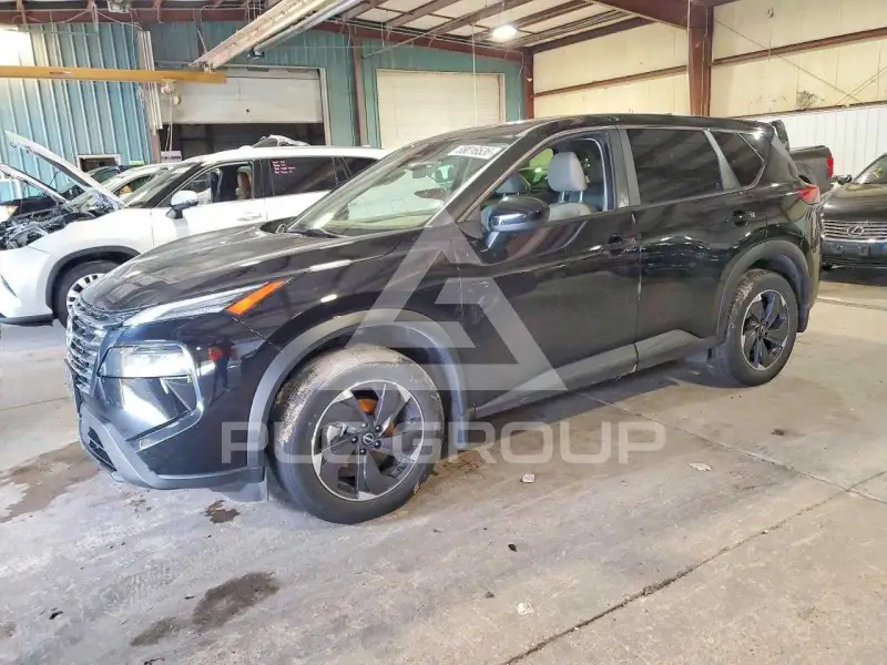 2024 Nissan ROGUE photo