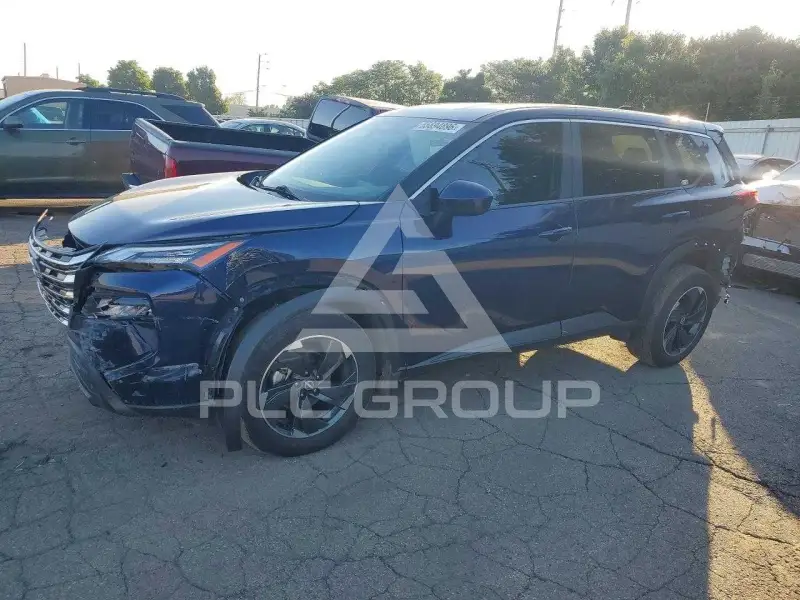 2024 Nissan ROGUE photo