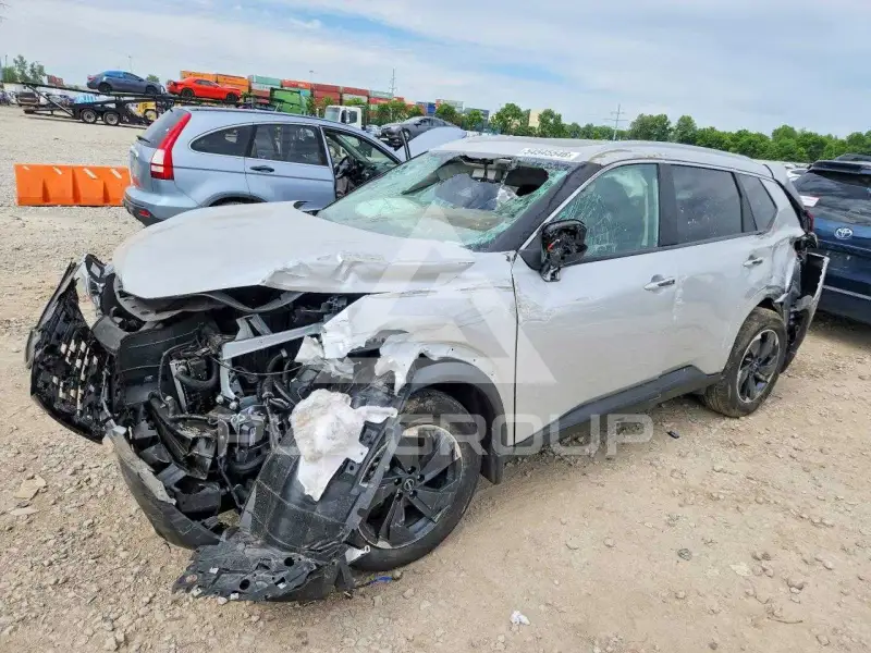 2024 Nissan ROGUE фото