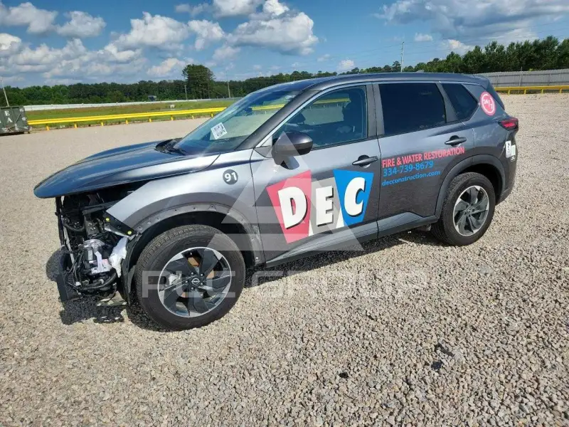 2024 Nissan ROGUE photo