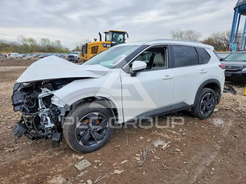 2024 Nissan ROGUE фото