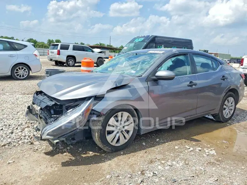 2024 Nissan SENTRA photo