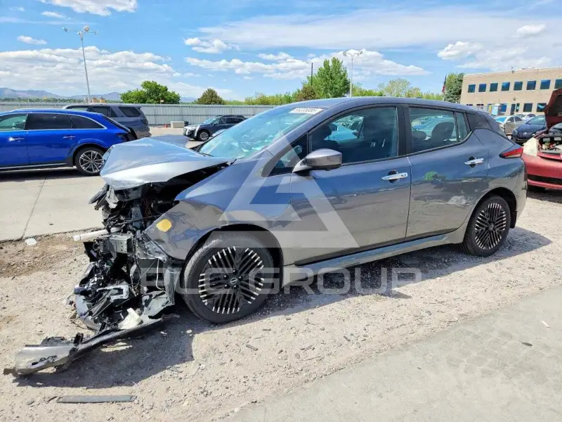 2024 Nissan LEAF фото
