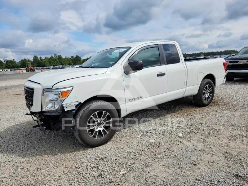 2024 Nissan TITAN фото