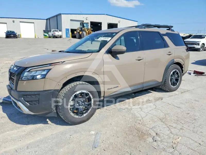 2024 Nissan PATHFINDER photo