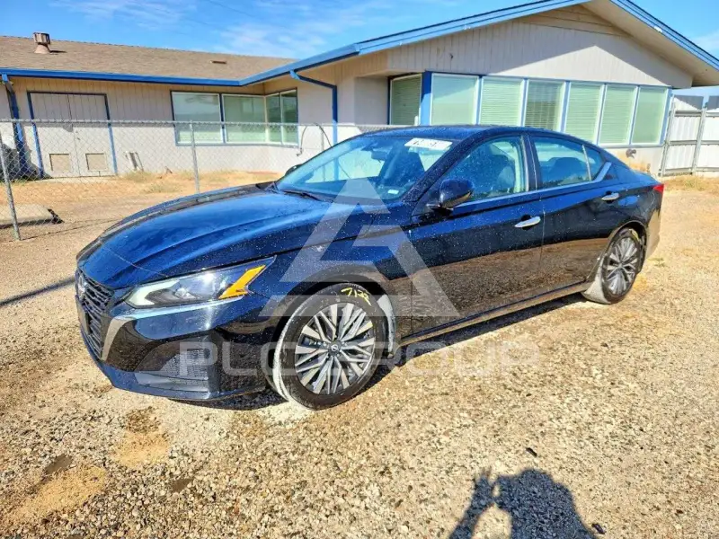2024 Nissan ALTIMA photo