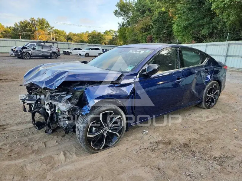 2024 Nissan ALTIMA photo