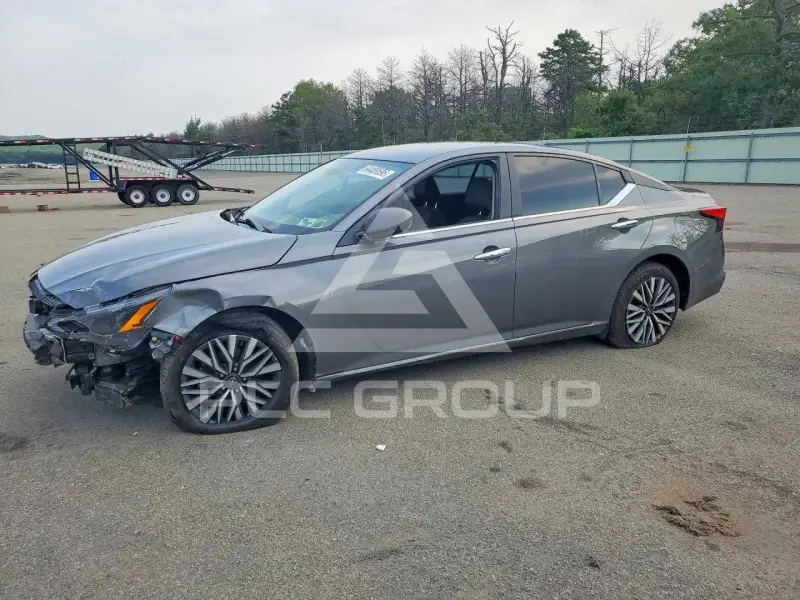 2024 Nissan ALTIMA photo