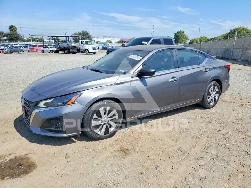 2024 Nissan ALTIMA photo