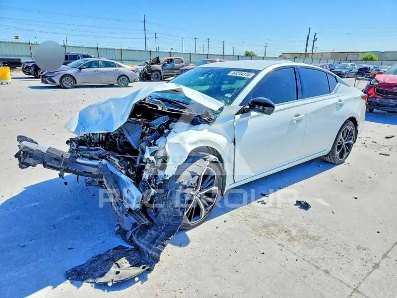 2024 Nissan ALTIMA photo