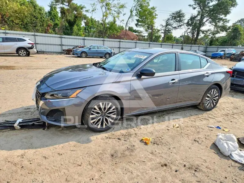 2024 Nissan ALTIMA photo