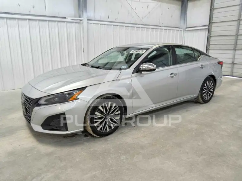 2024 Nissan ALTIMA photo