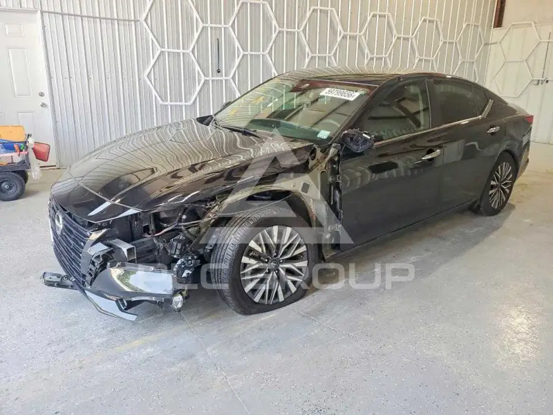 2024 Nissan ALTIMA photo