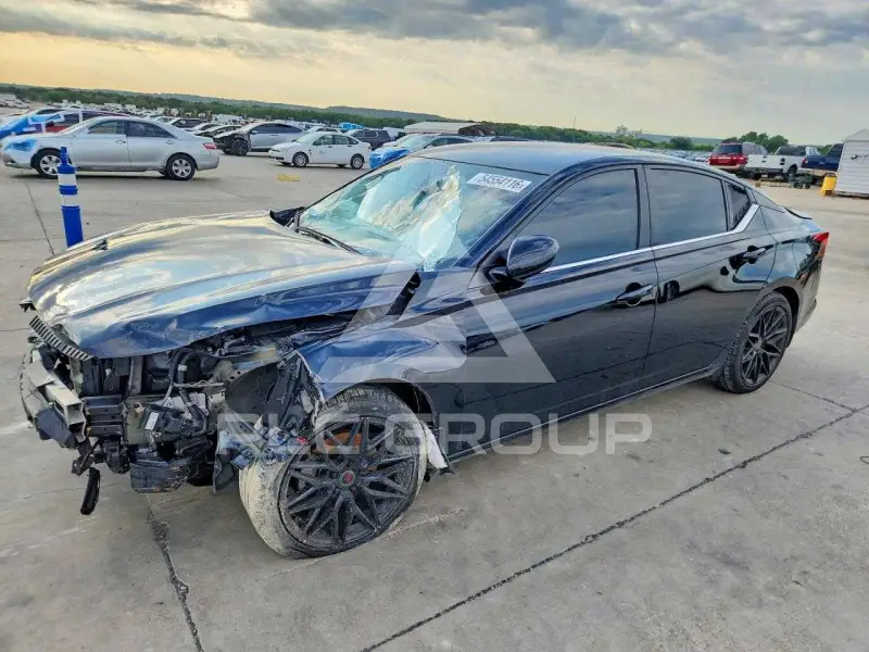 2024 Nissan ALTIMA photo