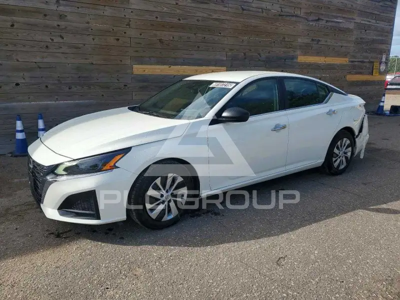 2024 Nissan ALTIMA photo