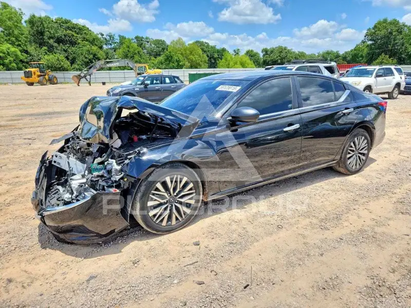 2024 Nissan ALTIMA photo