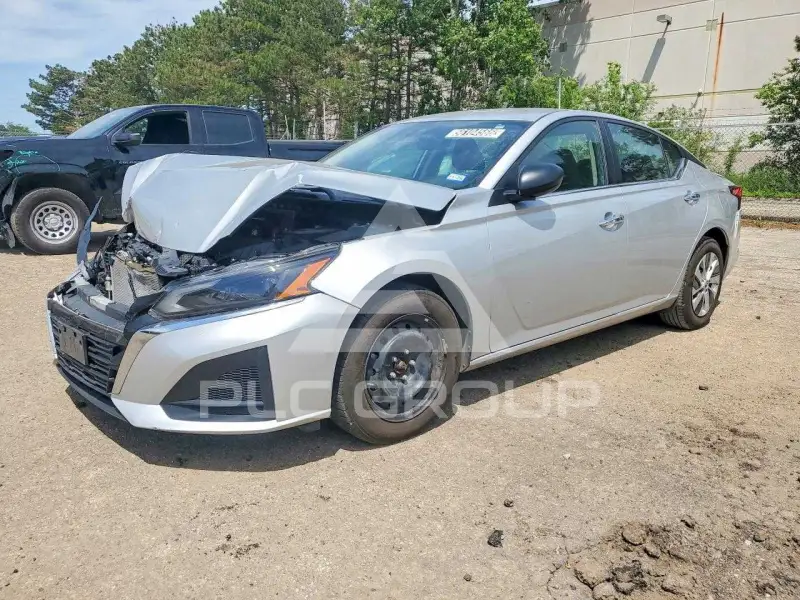 2024 Nissan ALTIMA photo