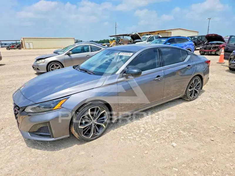 2024 Nissan ALTIMA photo