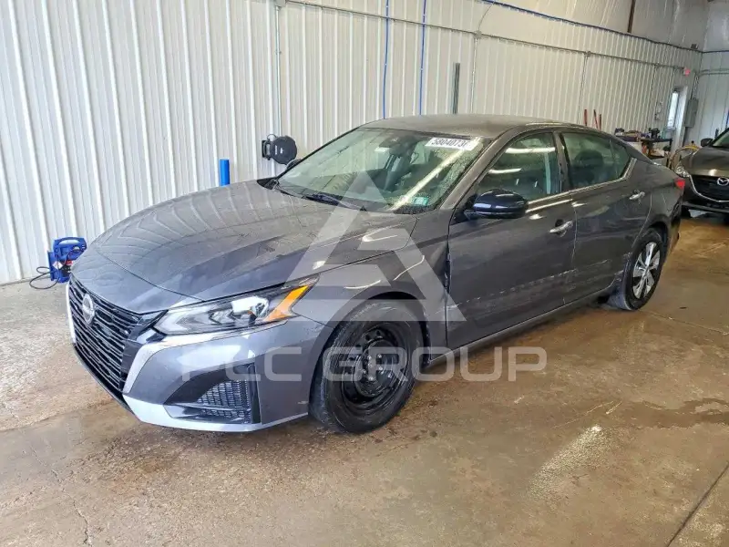 2024 Nissan ALTIMA photo