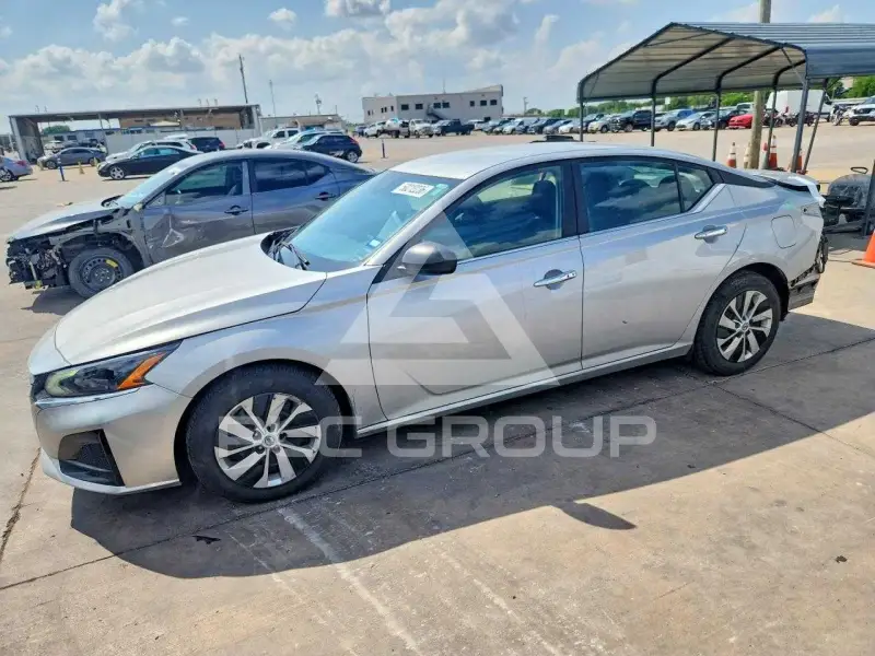 2024 Nissan ALTIMA фото