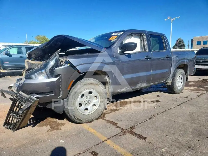 2024 Nissan FRONTIER photo