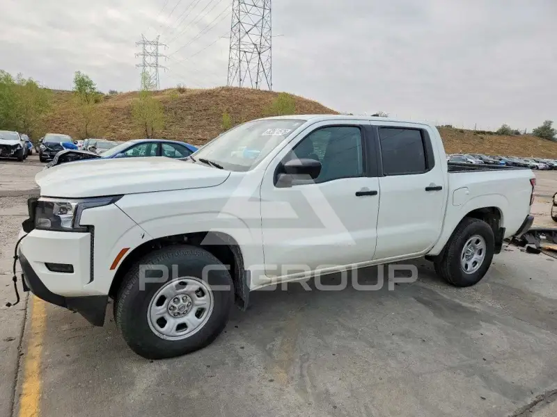 2024 Nissan FRONTIER photo