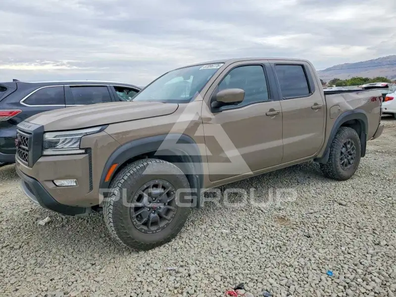2024 Nissan FRONTIER photo