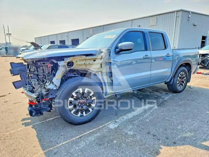 2024 Nissan FRONTIER фото