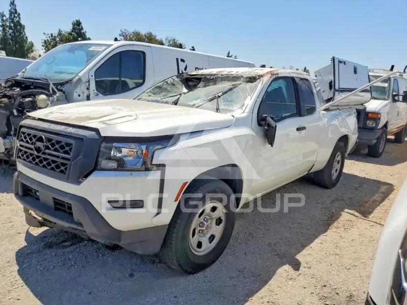 2024 Nissan FRONTIER фото
