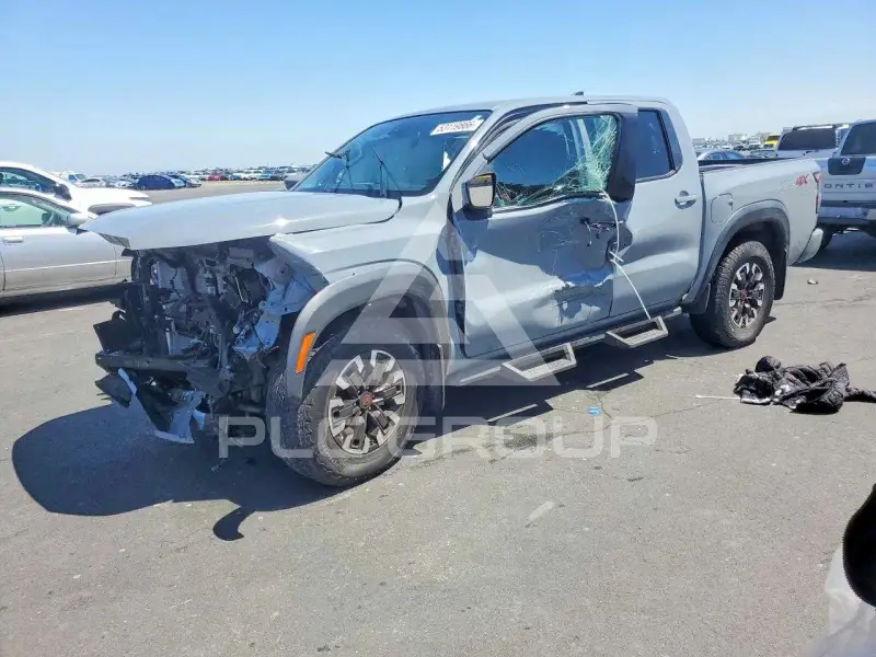 2024 Nissan FRONTIER photo