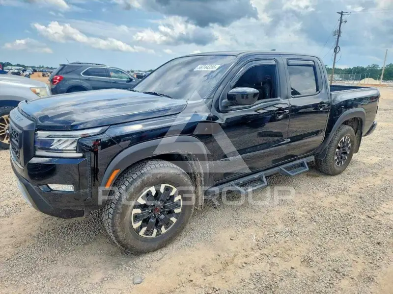 2024 Nissan FRONTIER photo