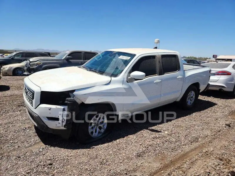 2024 Nissan FRONTIER фото