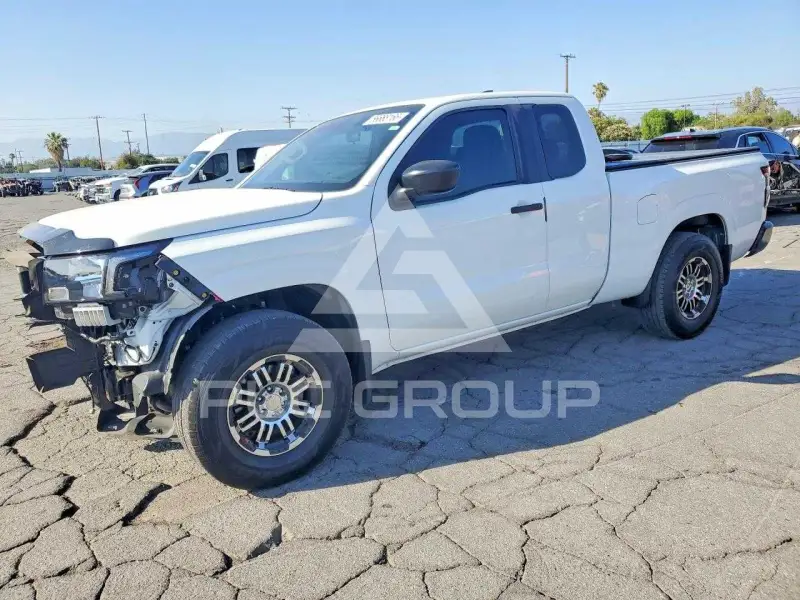 2024 Nissan FRONTIER photo