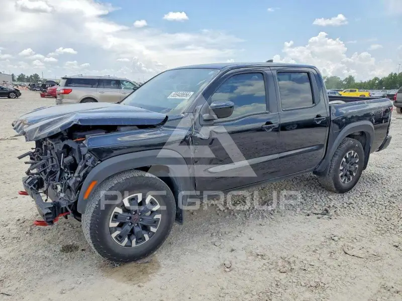 2024 Nissan FRONTIER photo