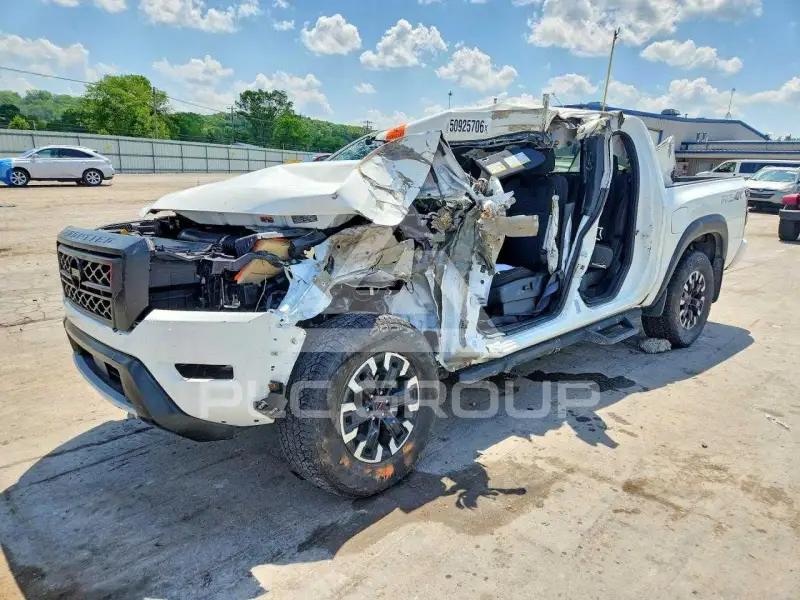 2024 Nissan FRONTIER фото