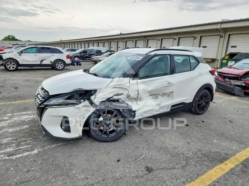 2024 Nissan KICKS фото