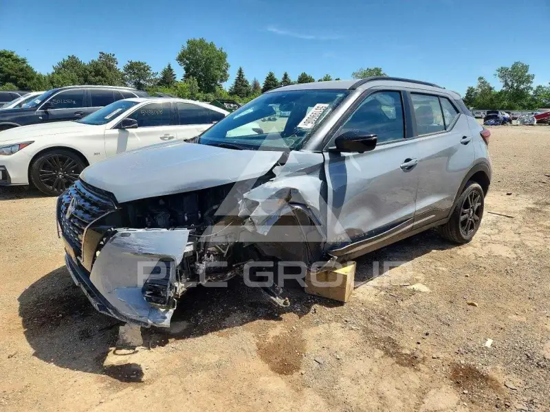 2024 Nissan KICKS photo