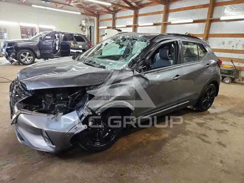 2024 Nissan KICKS photo