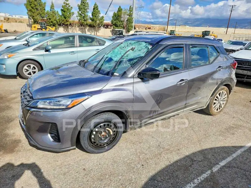2024 Nissan KICKS фото
