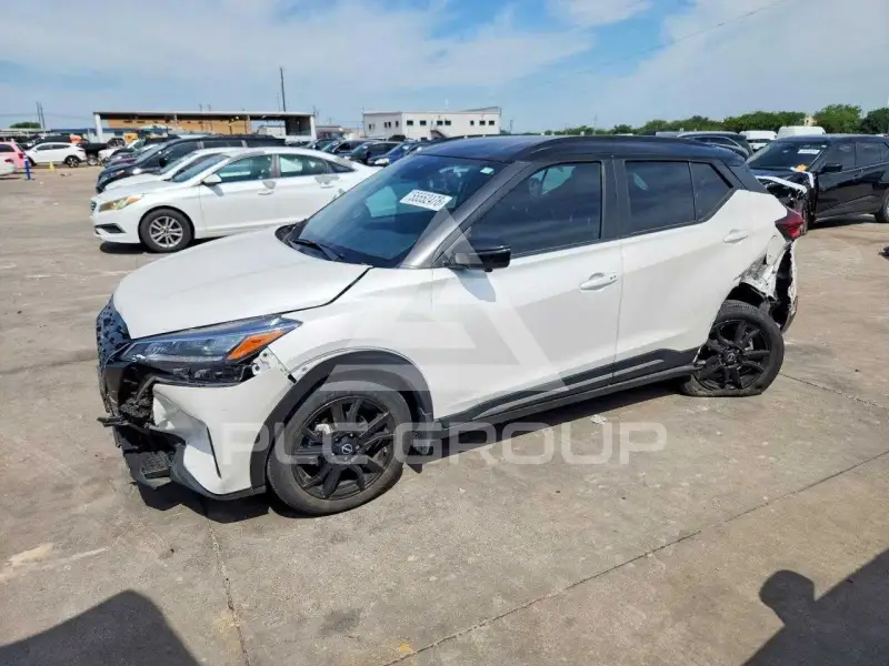 2024 Nissan KICKS фото